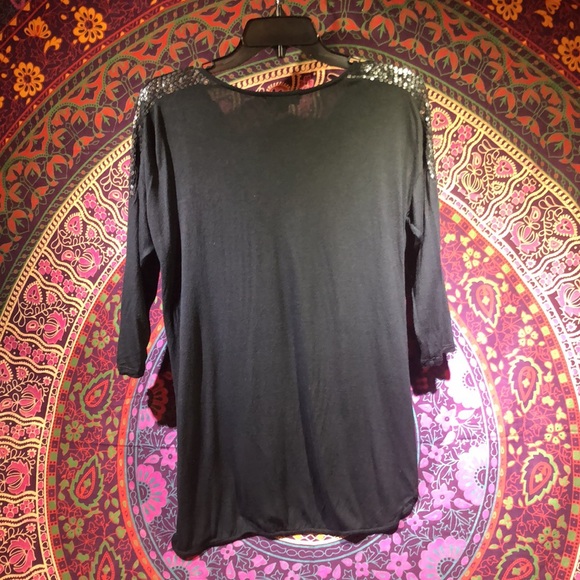 Trouvé black 3/4 sleeve zip front with sequins on sleeves - Picture 3 of 3